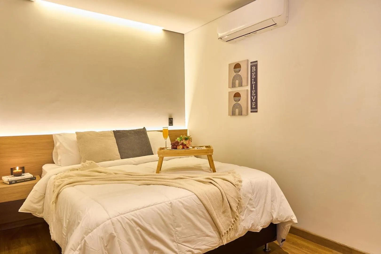 Warm And Cozy Stadio Suite Rosa Negra Medellin 0*,